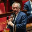 Pour éviter la censure à l’Assemblée, Bayrou poursuit ses tractations